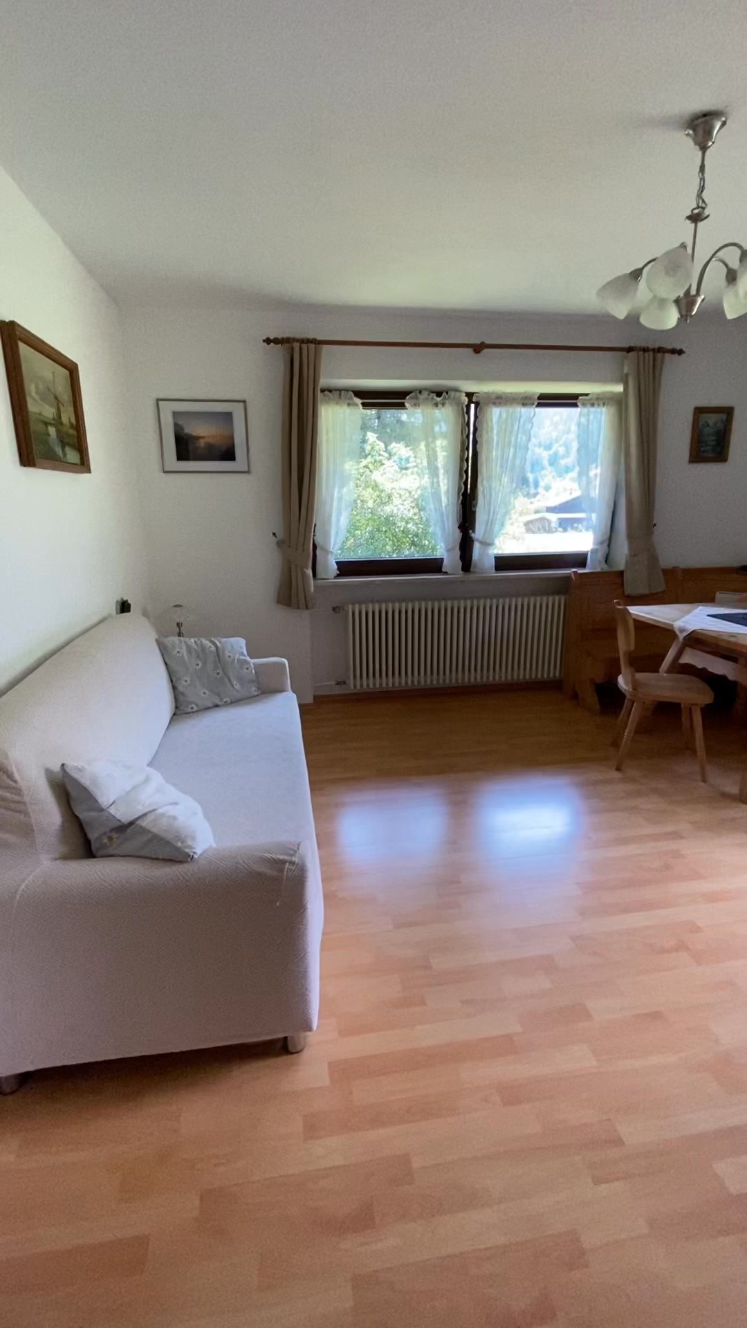 Sommer, Sonne, Sonnenschein … oder einfach Urlaubszeit.
.
.
.
.
.
.
#urlaub #urlaubindeutschland #bayern #berchtesgadenerland #visitbavaria #schneizlreuth #visitgermany #vacation #superaussicht #weißbach #wirinbayern #chiemgau #chiemgaueralpen